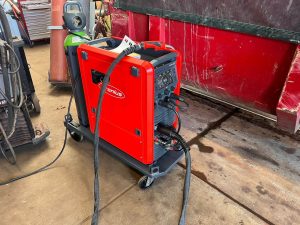 Fronius Fortis 320 C Pulse lasmachine van Repatec Lastechniek bij HVC Compostering in Velsen